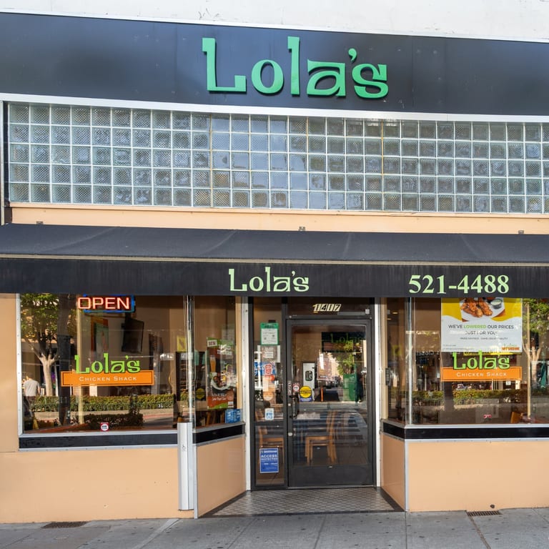Welcome to Lola's Chicken Shack